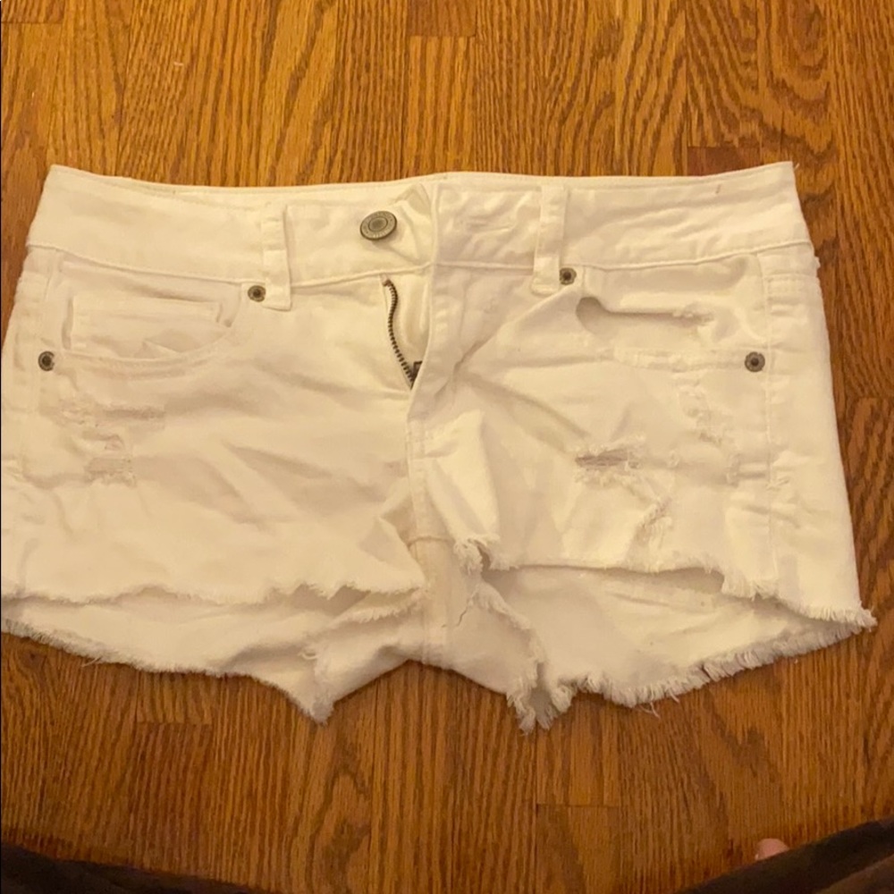 White American Eagle Jean shorts